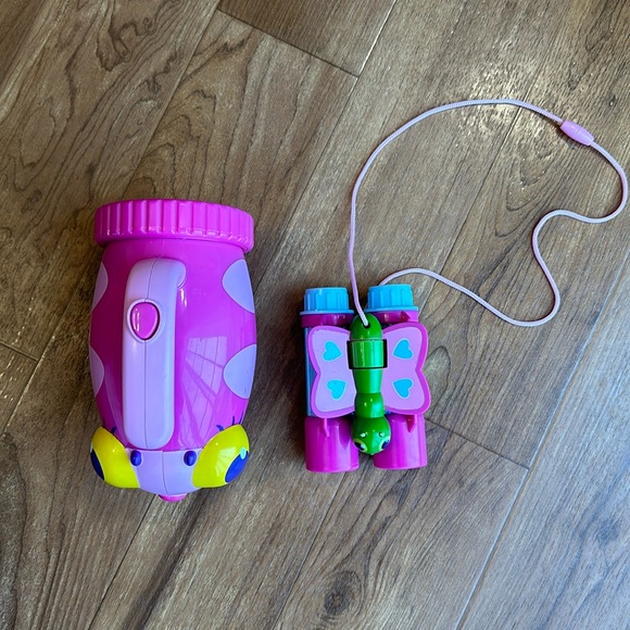 Melissa and Doug Lady Bug Flashlight and Butterfly Binoculars Set GUC - Picture 1 of 10